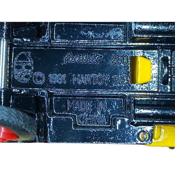 Vintage 1991 AHL Hartoy Coca-Cola Peterbilt 260 Yellow 1:64 w/Cover No Box-Mint - Picture 7 of 9